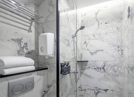 Hotel Mi Rochor - Badbeispiel Superior Queen