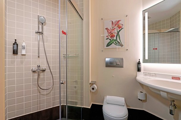 Ibis Singapore on Bencoolen - Badbeispiel Superior (Zimmercodierung US1)