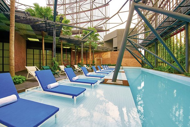 Oasia Hotel Downtown