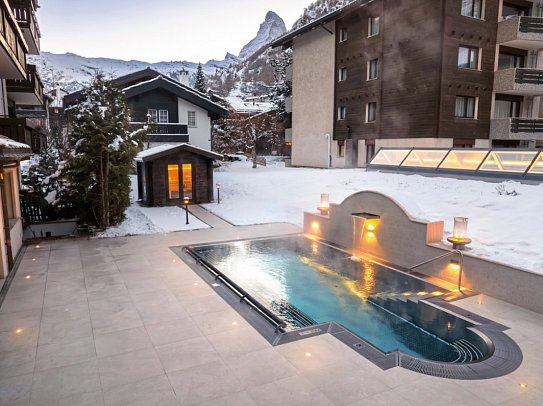 Le Mirabeau Resort & Spa