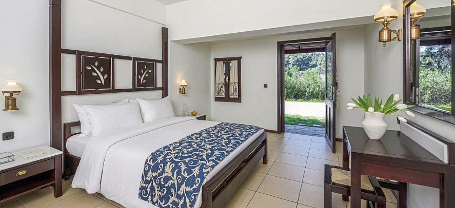 Simantro Resort - Wohnbeispiel Doppelzimmer Komfort (Zimmercodierung DF2)