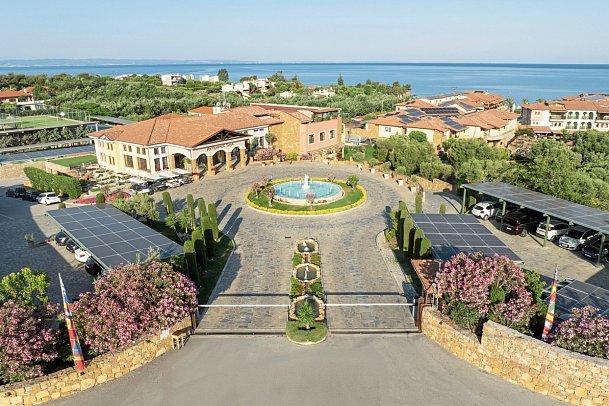 Anthemus Sea Beach Hotel & Spa