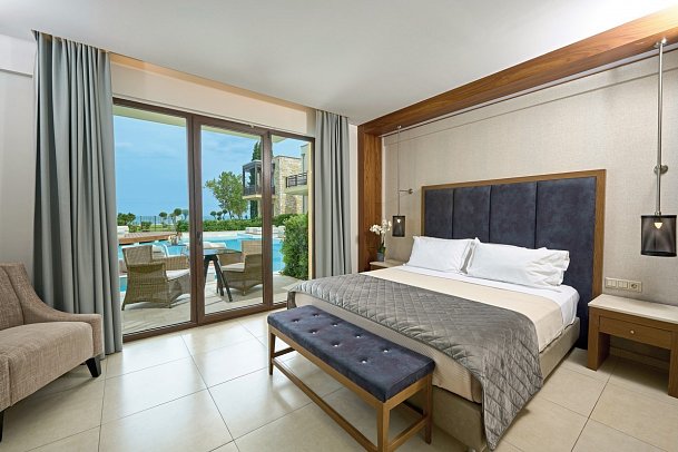 Mediterranean Village Hotel & Spa - Wohnbeispiel Doppelzimmer Executive Swim-Up (Zimmercodierung DTQ)