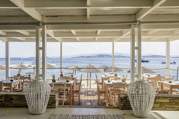 Eagles Palace - Restaurant „Armyra