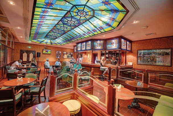 Crowne Plaza Resort Salalah - Al Khareef Pub