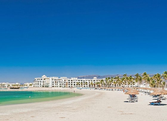 Fanar Hotel & Residences