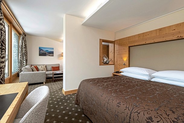 Nira Alpina - Wohnbeispiel Juniorsuite Alpine (Zimmercodierung JB1)