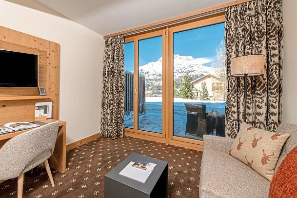 Nira Alpina - Wohnbeispiel Doppelzimmer Garten (Zimmercodierung DB1)