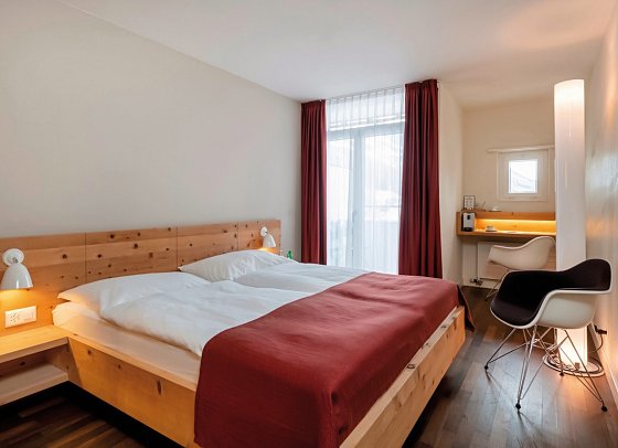Schweizerhof Sils Maria, a Faern Collection Hotel - Wohnbeispiel Alpines Doppelzimmer (Zimmercodierungen DB1 & EB1)