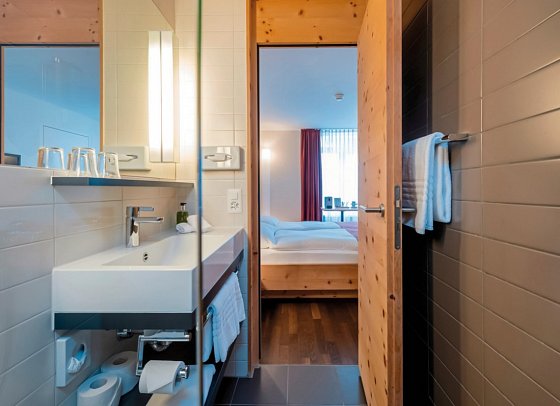 Schweizerhof Sils Maria, a Faern Collection Hotel - Beispiel Bad (Zimmercodierungen DB1 & EB1)