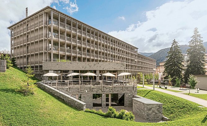 AMERON Davos Swiss Mountain Resort - Außenansicht