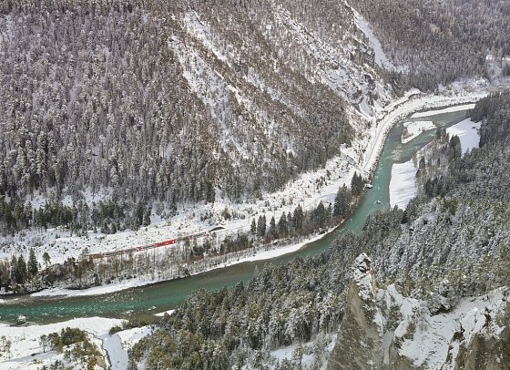 Bernina- und Glacier Express Winterzauber