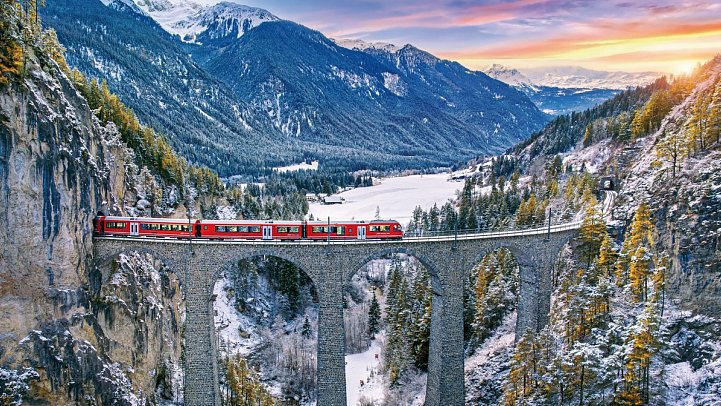 Bernina- und Glacier Express Winterzauber - Landwasserviaduct
