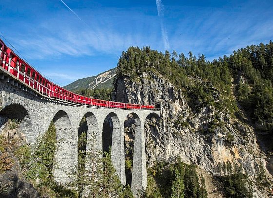 Erlebnisreise Graubünden - Traumwoche auf Schienen - Rhätische Bahn auf Landwasserviadukt