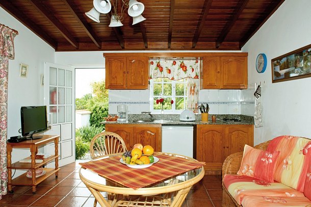 Villa & Casitas Caldera