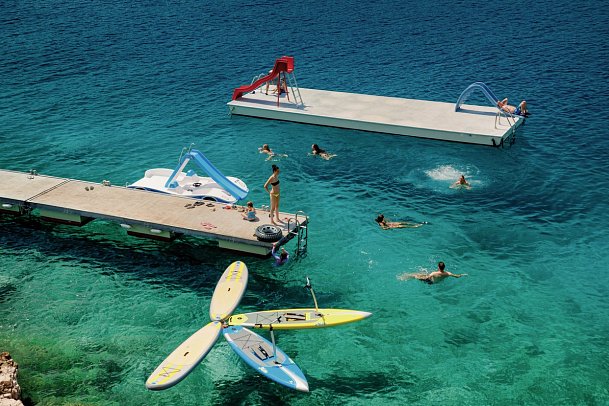 Gava Waterman Milna Resort