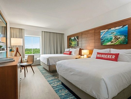 Compass Hotel by Margaritaville Anna Maria Sound - Wohnbeispiel Standard Two Queen