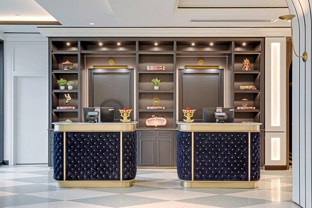 Cirque St. Armands Beachside