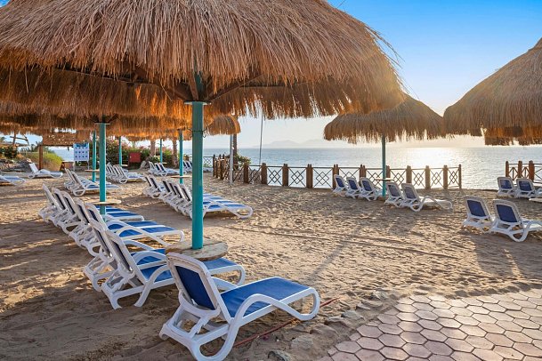 Pickalbatros Golf Beach Resort