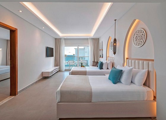 SUNRISE Remal Beach Resort - Wohnbeispiel Suite Familie seitl. Meerblick (Zimmercodierung WIN)