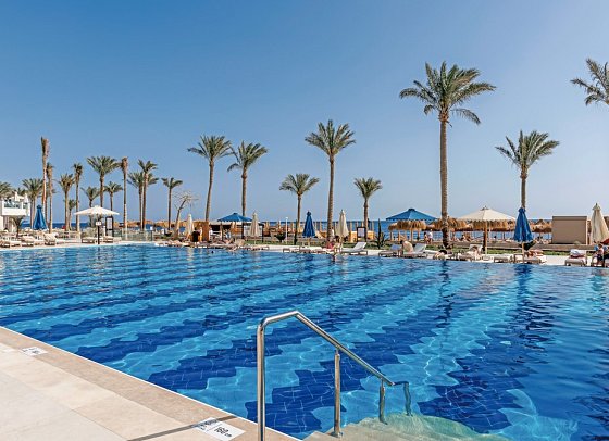 SUNRISE Remal Beach Resort