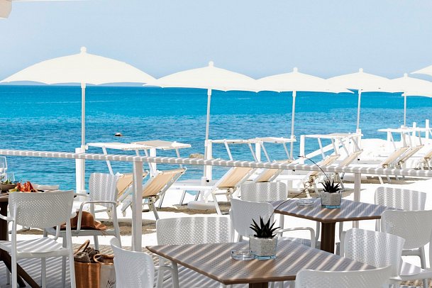 Midenza Seaside & Nature Retreat