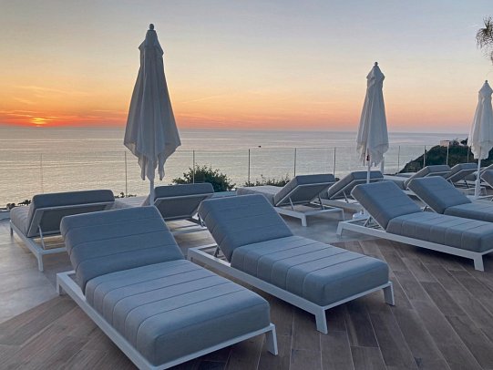 Midenza Seaside & Nature Retreat