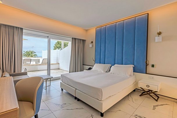 Aldiana Club Rocca Nettuno Calabria - Wohnbeispiel Doppelzimmer Superior Jacuzzi (Zimmercodierung DS3)