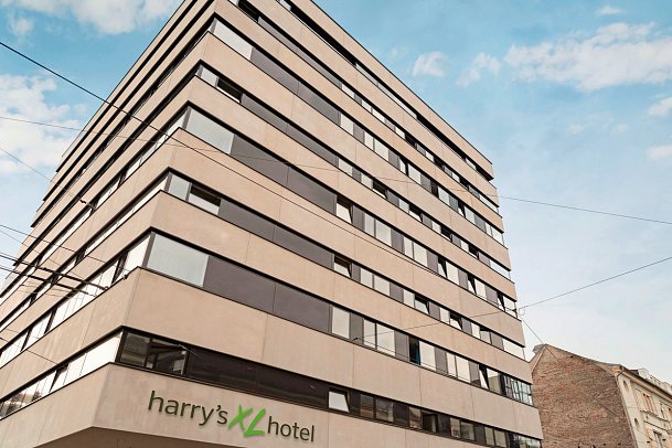 harry’s home Salzburg