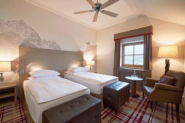 Arabella Jagdhof Resort am Fuschlsee, a Tribute Portfolio Hotel - Wohnbeispiel Doppelzimmer Deluxe (Zimmercodierung DD1)