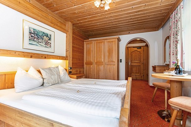 Landhotel Rohregger - Wohnbeispiel Doppelzimmer (Zimmercodierungen DB1 & DC1)