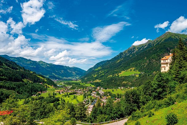 Urban Nature Bad Gastein – Badeschloss