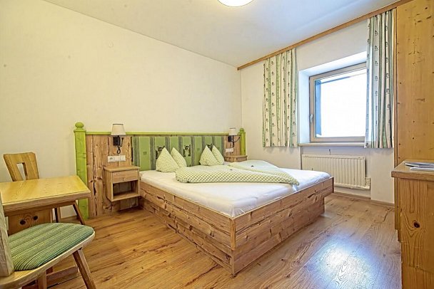 Berghotel Rudolfshütte - Wohnbeispiel Familienzimmer Sonnblick (Zimmercodierung FB2)