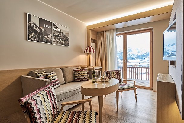 aja Bergresort Werfenweng Hotel - Wohnbeispiel Juniorsuite Bergpanorama (Zimmercodierungen JB1, JB2, JB3 & JC1)