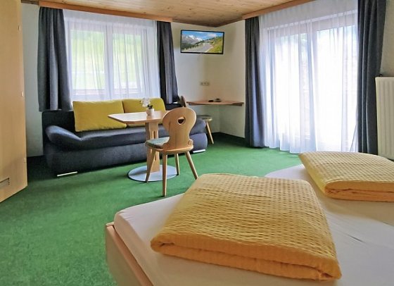 Hotel Wasserfall - Wohnbeispiel Familienzimmer (Zimmercodierung FB1)