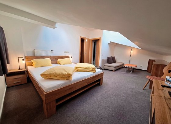 Hotel Wasserfall - Wohnbeispiel Familienzimmer (Zimmercodierung FB1)