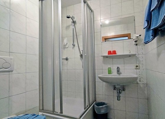 Hotel Wasserfall - Beispiel Bad Doppelzimmer Mini (Zimmercodierung DB1)
