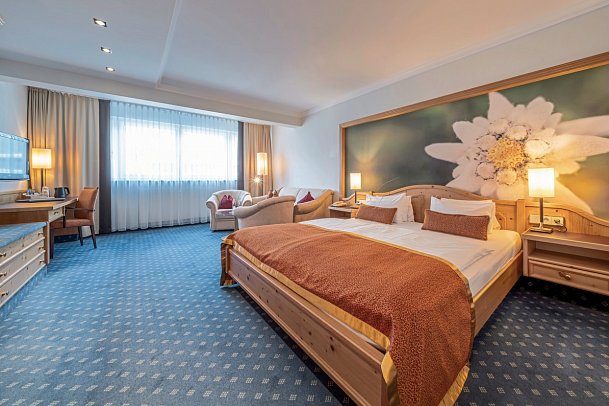 EUROPÄISCHER HOF Bad Gastein - Wohnbeispiel Doppelzimmer Panorama, ohne Balkon (Zimmercodierung DB3)