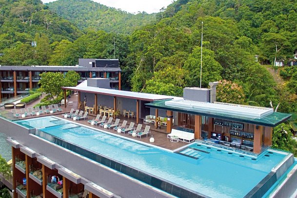 KC Grande Resort & Spa - Rooftop Swimming Pool