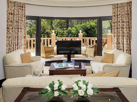 1881 Tenerife Madrigueras Golf Hotel