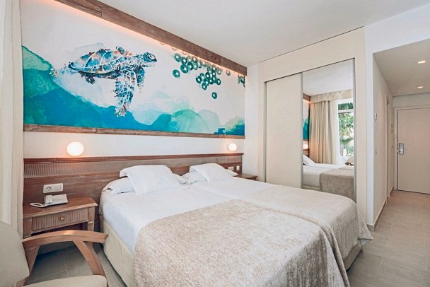 Iberostar Waves Las Dalias - Wohnbeispiel Doppelzimmer Poolblick (Zimmercodierungen D1P & D2P)