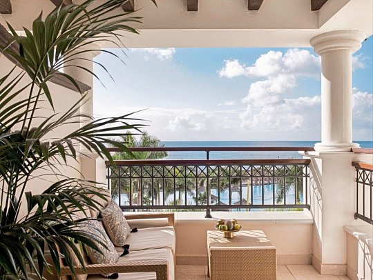 Gran Meliá Palacio de Isora - Balkonbeispiel Deluxe Meerblick (Zimmercodierungen DDM & DD4)