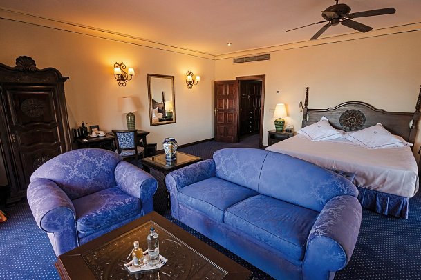 Europe Villa Cortés - Wohnbeispiel Juniorsuite Meerblick (Zimmercodierung JBM)