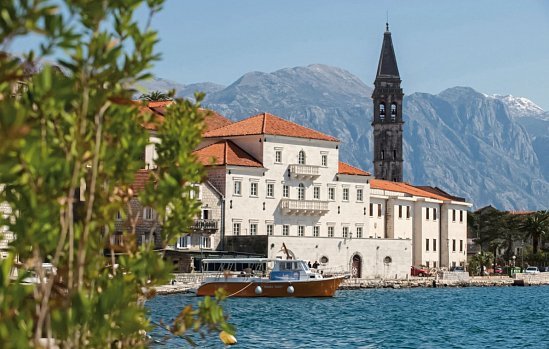 Heritage Grand Perast