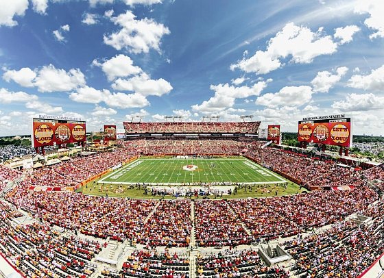 The Luce, St. Pete - inklusive Fanpackage Bucs