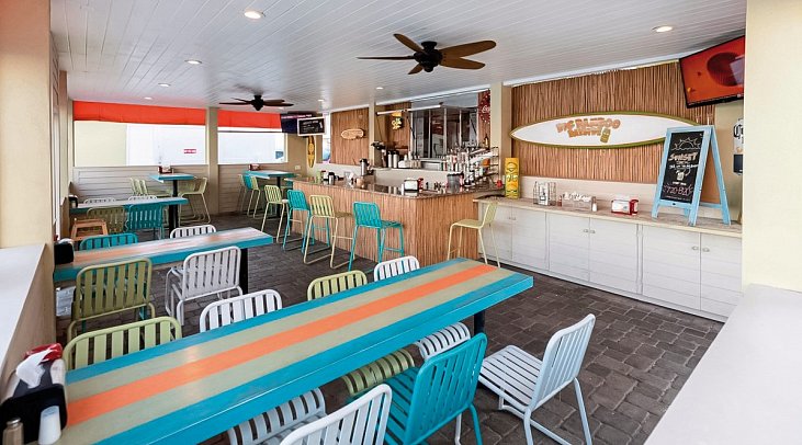 Sailport Waterfront Suites