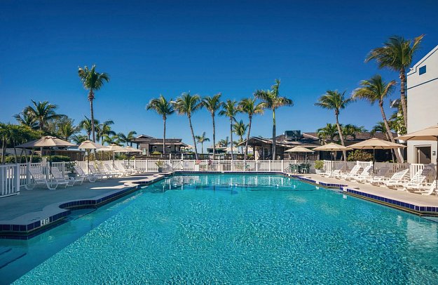 Beachcomber Beach Resort