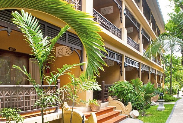 Fair House Beach Resort & Hotel