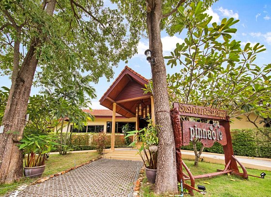 Pinnacle Samui Resort