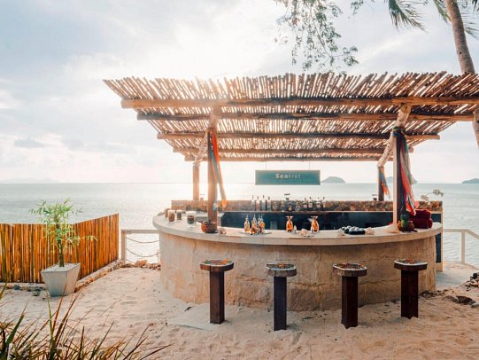Conrad Koh Samui - SEAKret Bar